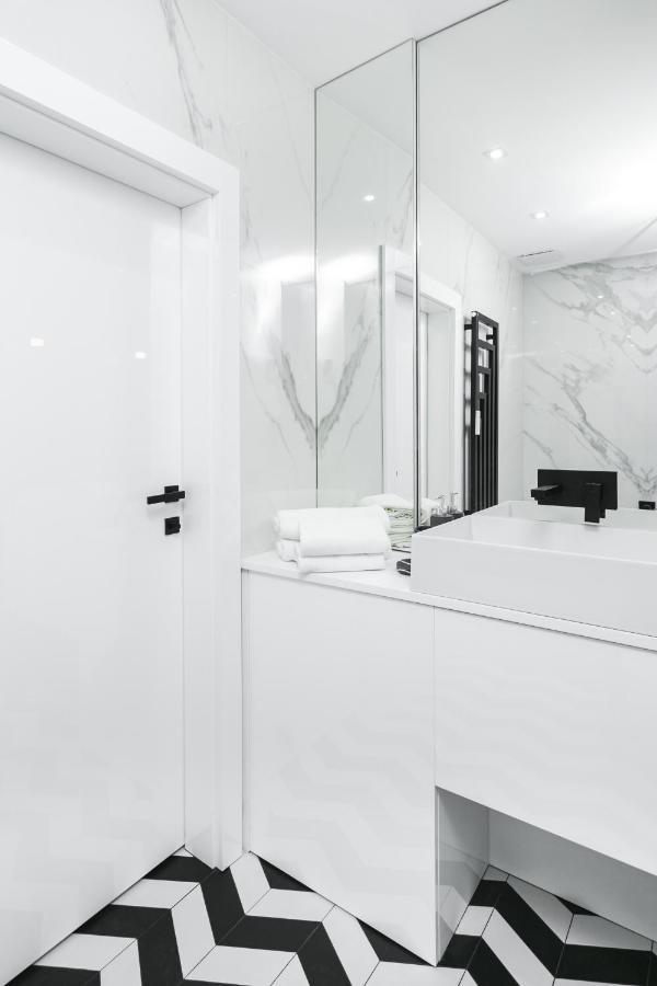 Luxury Apartments Mennica Residence - Golden Apartments - City Center Warsaw Ngoại thất bức ảnh